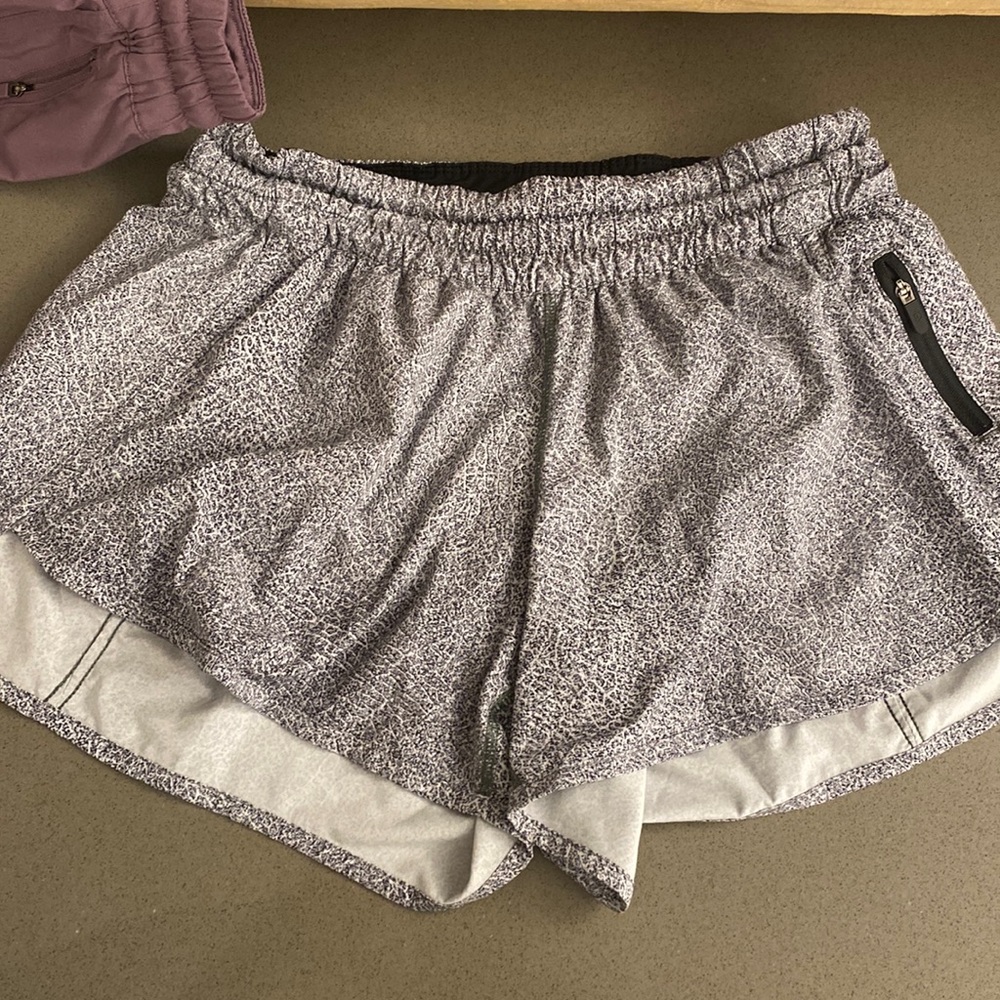 Lululemon Tracker Low-Rise Short 4